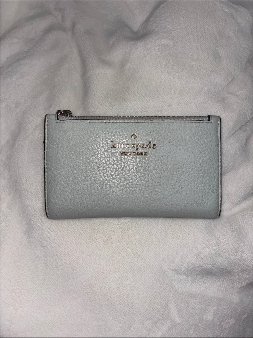 kate spade light gray pebbled leather zip wallet